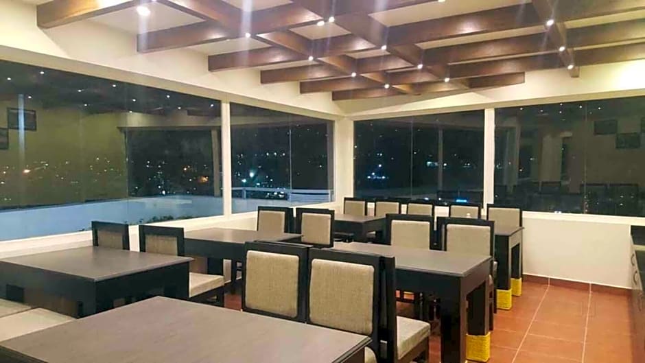 FabHotel Sholas Residency I - Nr. Rose Garden