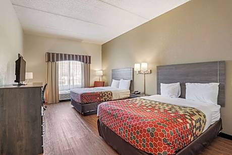 2 Queen Beds, Nonsmoking, Accessible