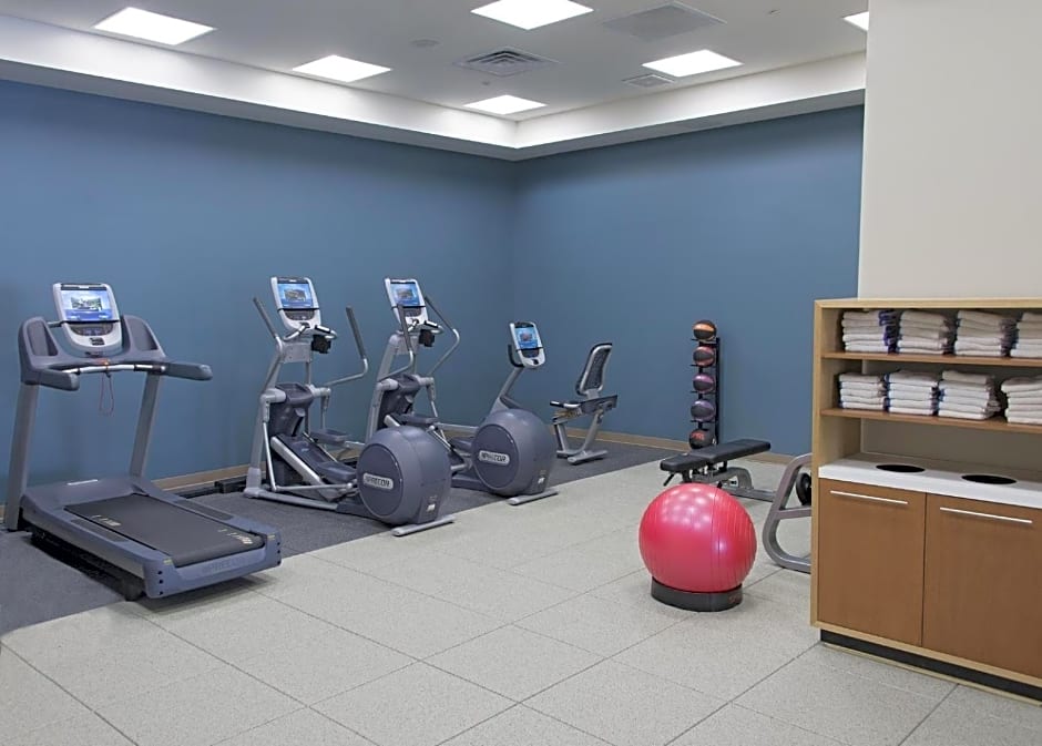 Embassy Suites by Hilton Newark Airport