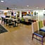 Pittsburgh Airport Inn and Suites