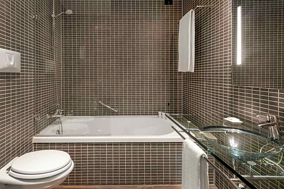 AC Hotel by Marriott Pisa