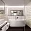 Vienna House by Wyndham Mokotow Warsaw