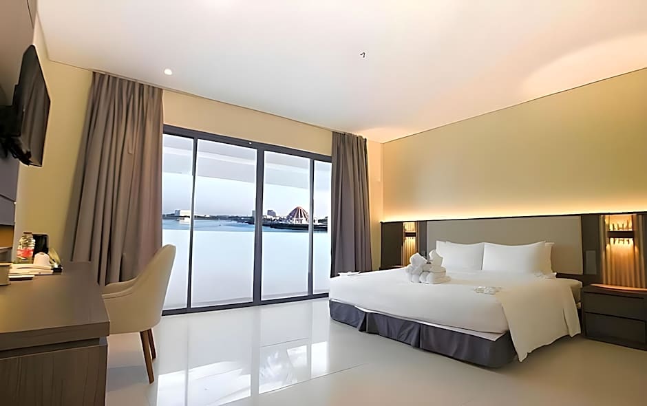 Makassar Golden Hotel