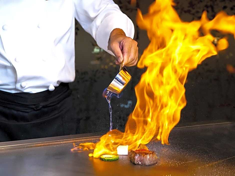 Hotel Shigira Mirage Beach Front