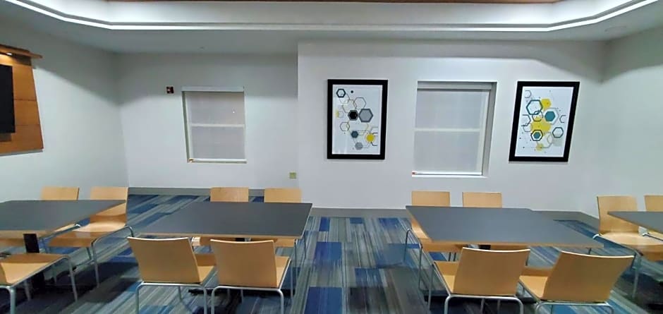 Holiday Inn Express & Suites Williamsburg By IHG