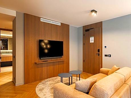 Executive King Suite with Sofa