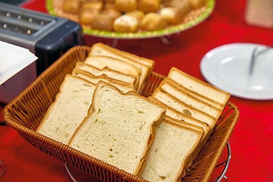 Gieng Ngoc Hotel