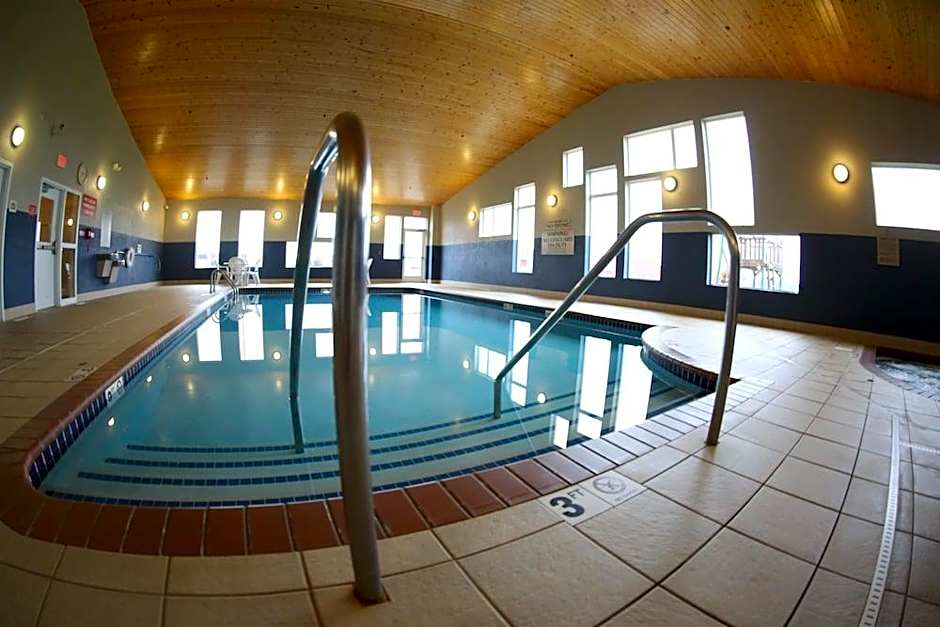 GrandStay Hotel & Suites Perham