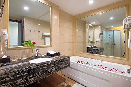 Zero Pressure Twin Room