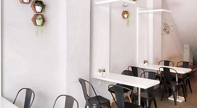 RedDoorz @ Capsule Inn Teuku Umar