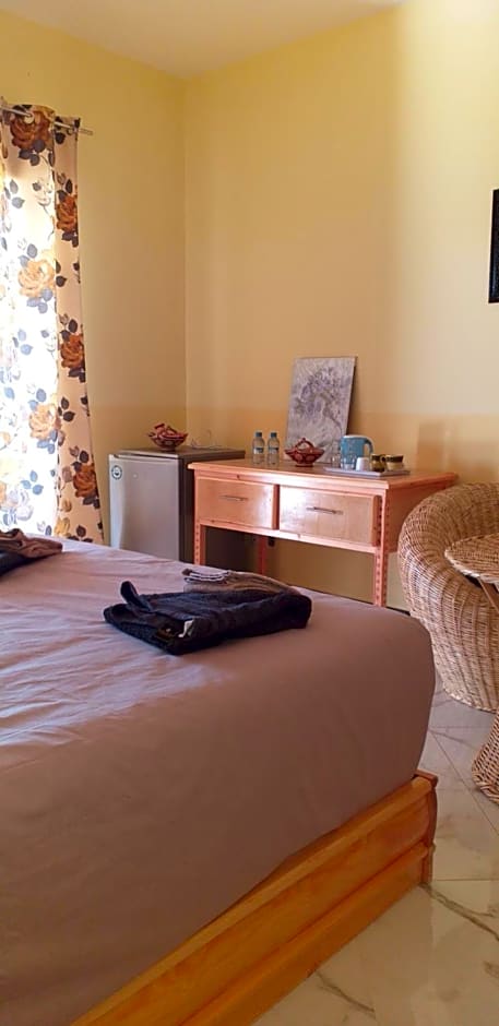 MAISON D’HÔTE LES TORTUES -