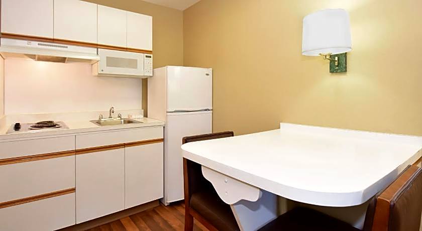 Extended Stay America Suites - Orange County - Brea