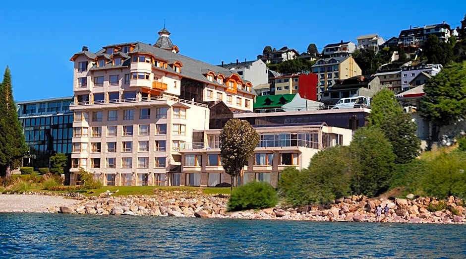 Cacique Inacayal Lake Hotel & Spa