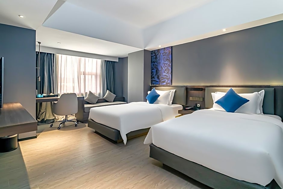 Insail Hotels (Guangyuanxincun Jingtai Pedestrian Street Guangzhou)