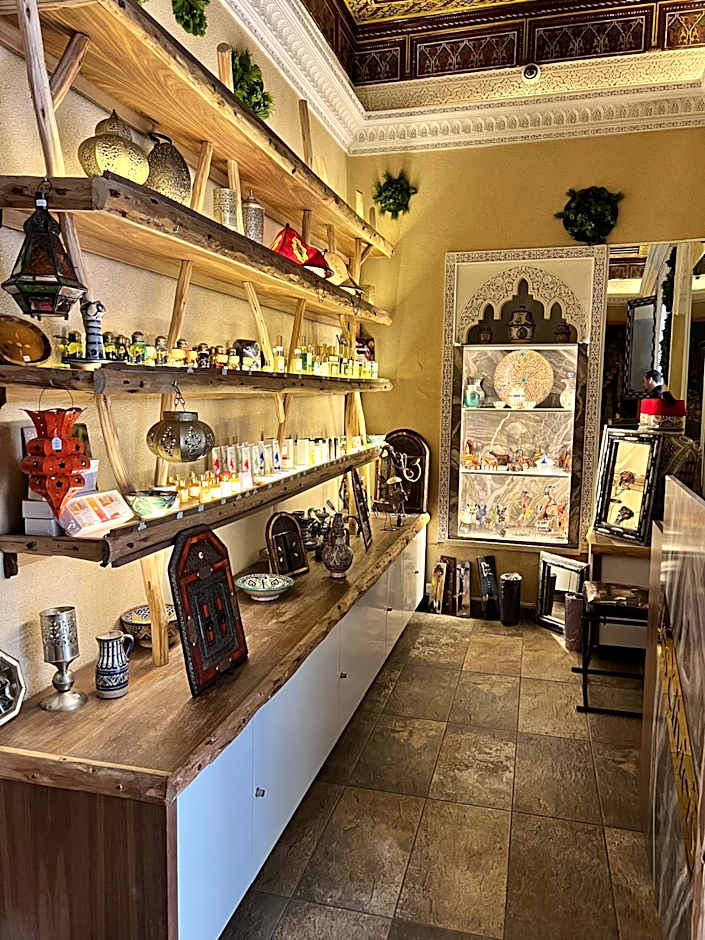 Riad Les Oliviers & Spa