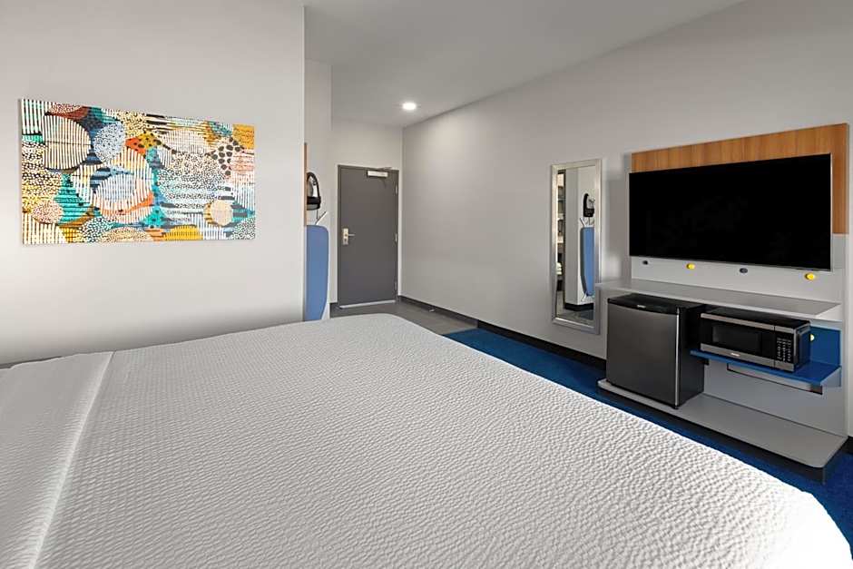 Microtel Inn & Suites by Wyndham Olive Branch