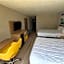 Days Hotel by Wyndham Williamsburg I-64