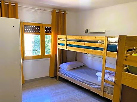 Bed in 4-Bed Dormitory Room