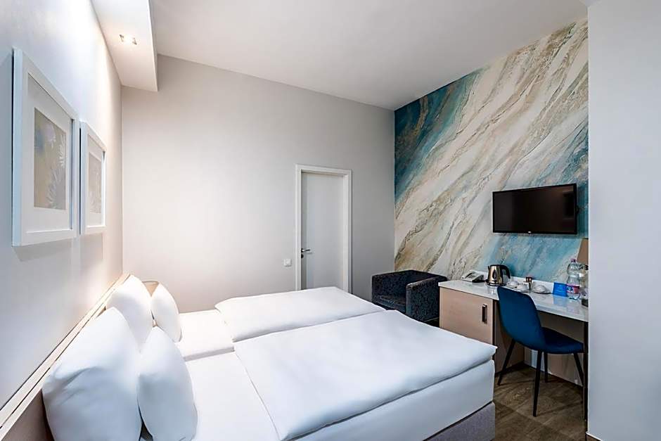 Atrium Fashion Hotel
