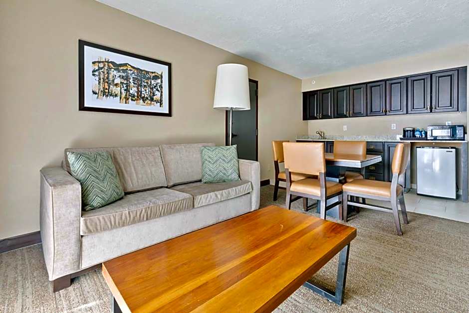 DoubleTree by Hilton Park City - The Yarrow