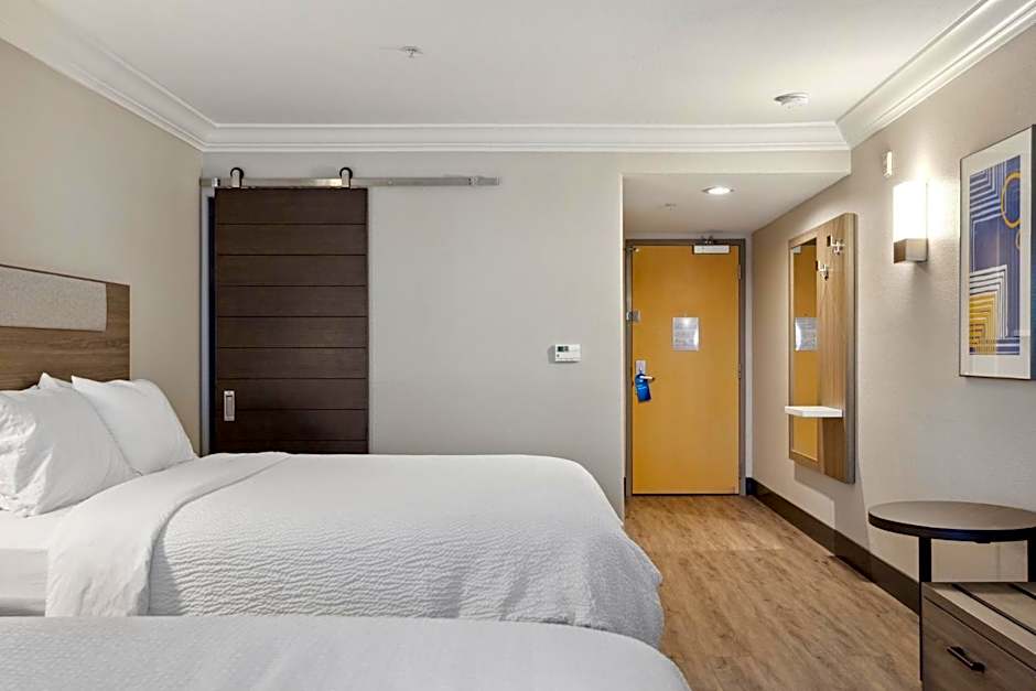 Holiday Inn Express Hotel & Suites Vacaville By IHG