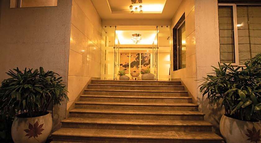 Grand Gardenia Hotel