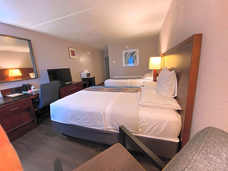 Travelodge Inn & Suites by Wyndham Albany