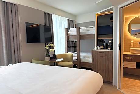 Family Room with Bunk Bed