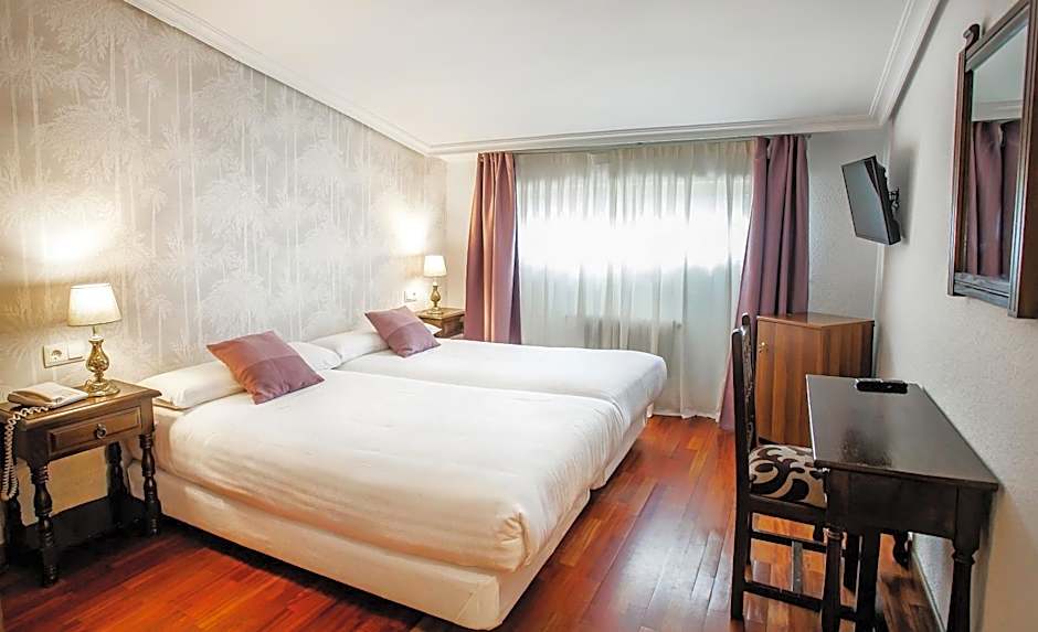 Hotel Conde Rodrigo II by eme hoteles