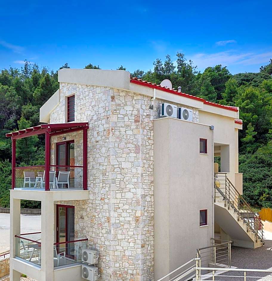 Elpiniki Luxury Rooms