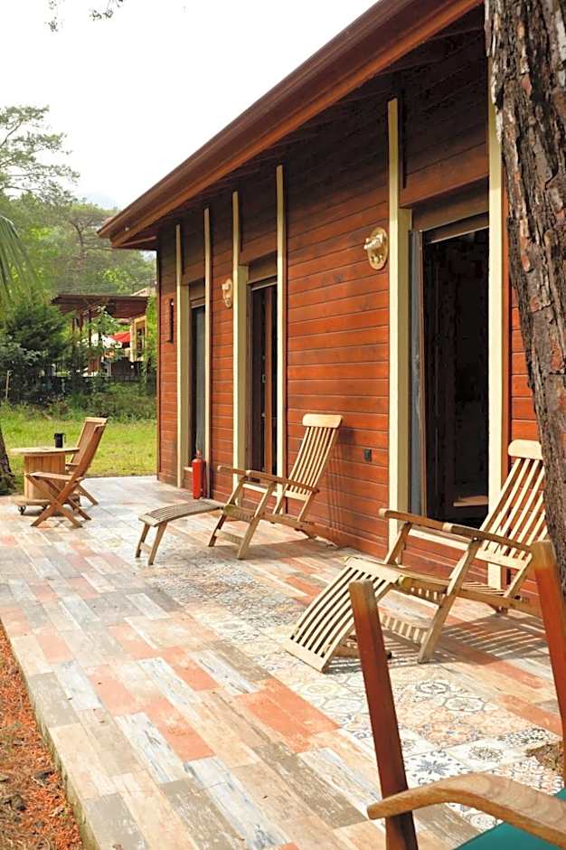 Zümrüt Çıralı Boutique Hotel