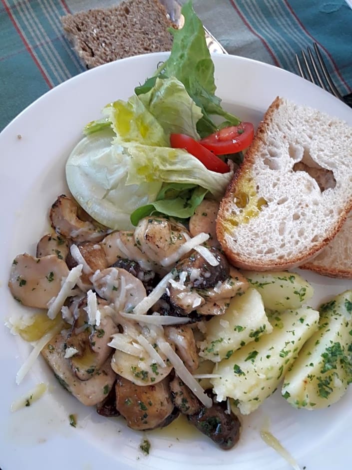 Weingut Albert, Familie Cramer