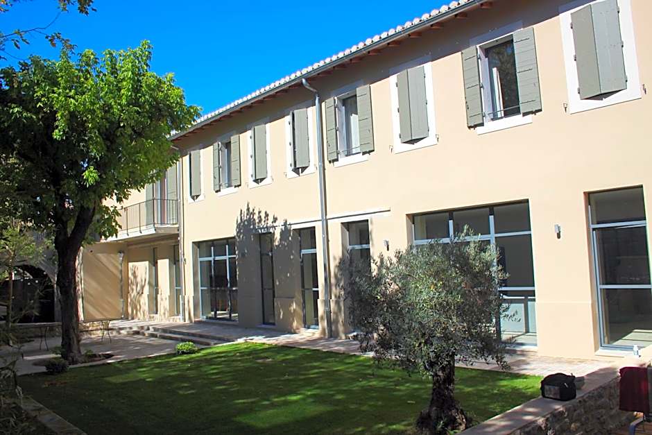 La Magnanerie de l'Isle B&B