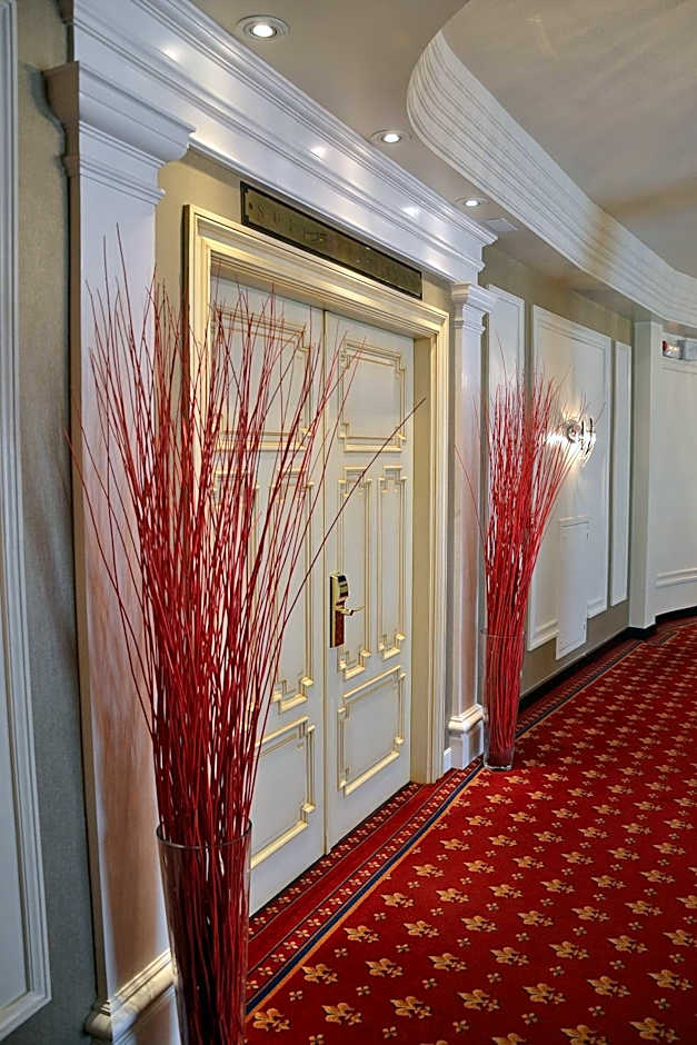 Hotel Carlton