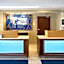 Holiday Inn Express Hotel & Suites St. Paul - Woodbury By IHG