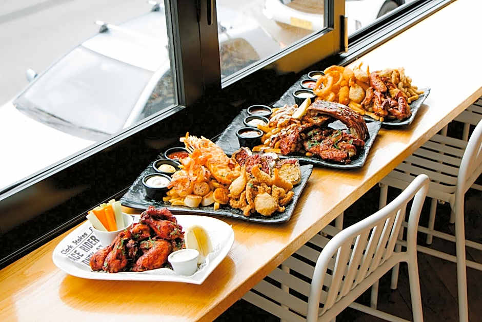 General Roberts Hotel