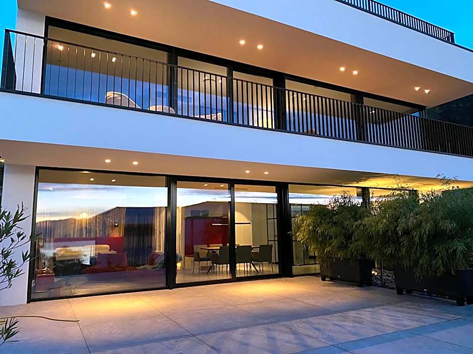 ORANGE LOUNGE Attersee