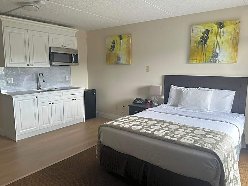 River Rapids Inn