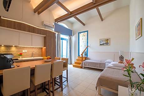 Deluxe Suite with Sea View