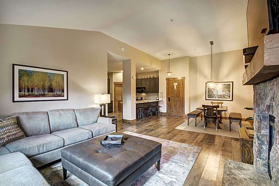 Mountain Thunder Lodge
