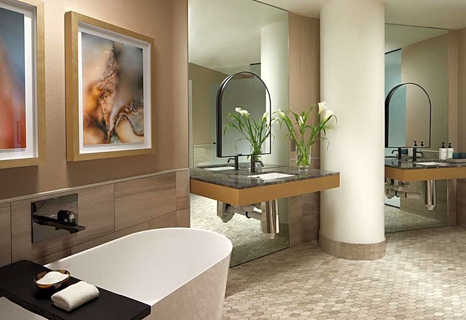 InterContinental Seattle Bellevue, by IHG
