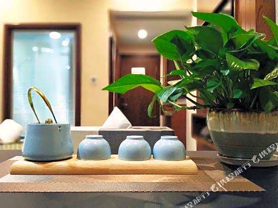 Radisson Blu Hotel (Beilun Huashan Road)