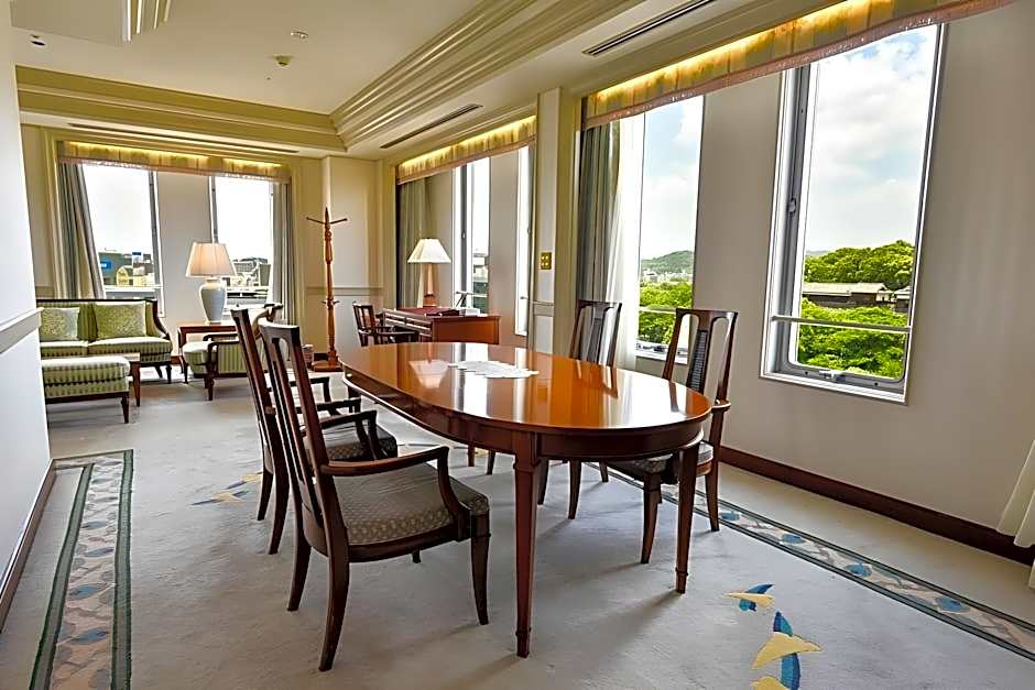 Kumamoto Hotel Castle