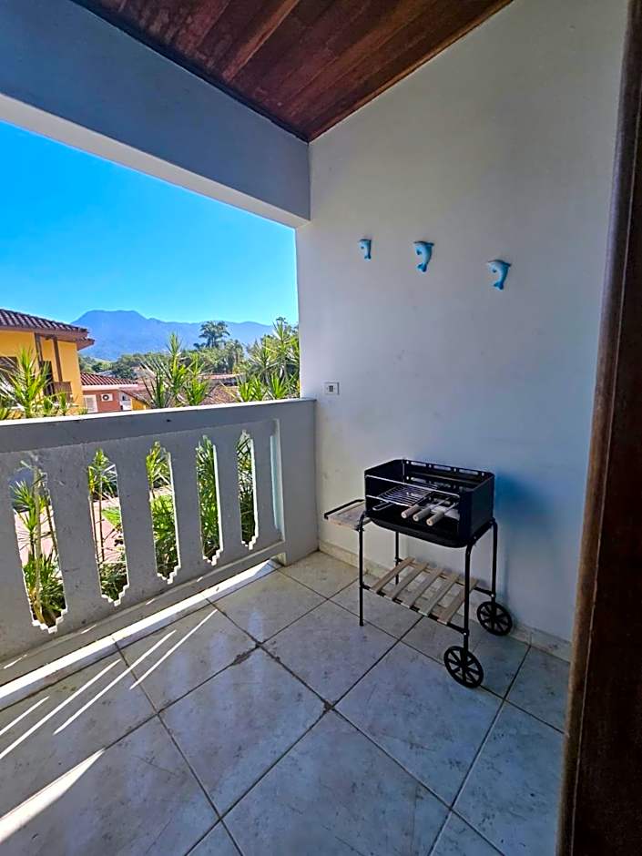 Chalé com churrasqueira - 50 metros da praia da Maranduba - Beira Mar