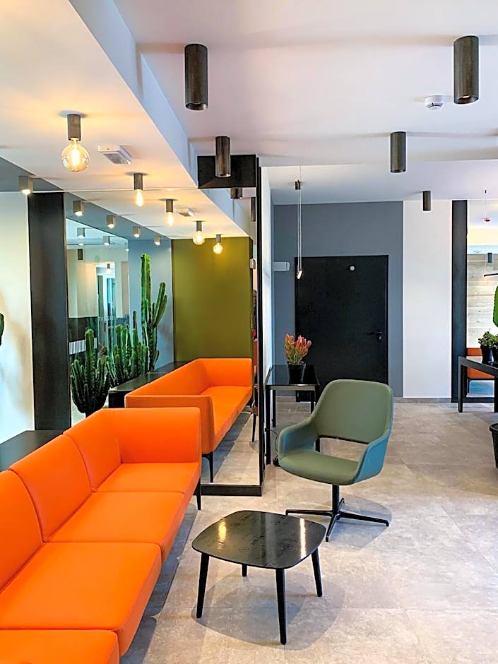 The Green Park Hotel