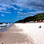 HolidayHomePL Aparthotel z balkonem przy plaży