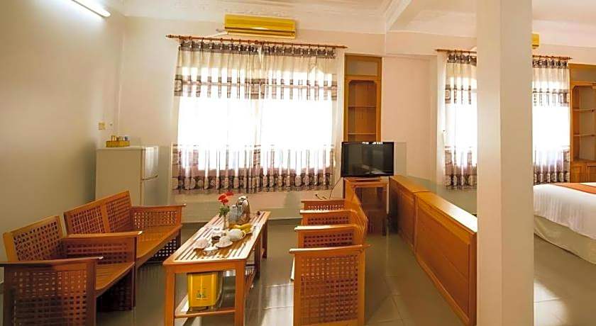 Hoa Binh 2 Hotel