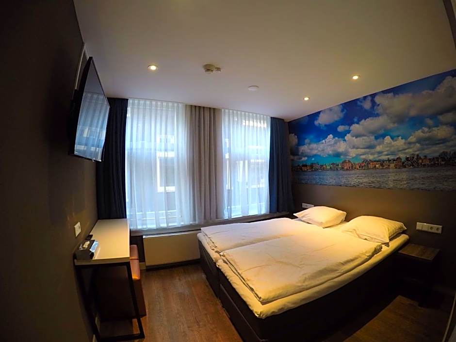 The Old Nickel Hotel