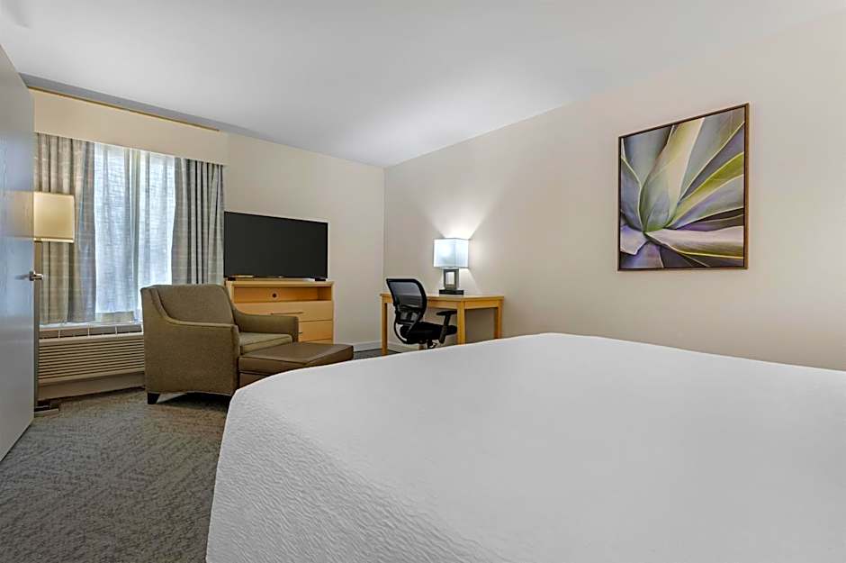 Best Western Plus South Coast Inn