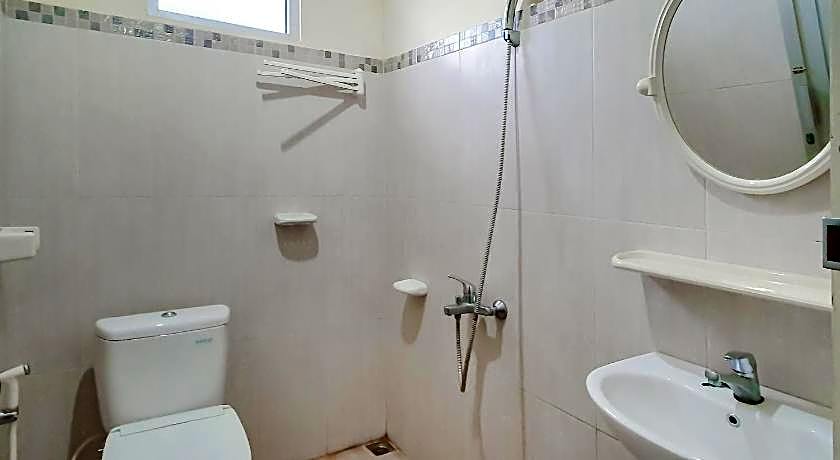 OYO 90836 Bartu Guesthouse